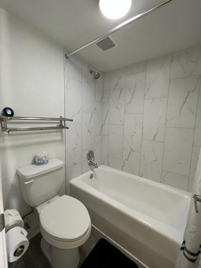 Хостел Bposhtels Хьюстон Экстерьер фото