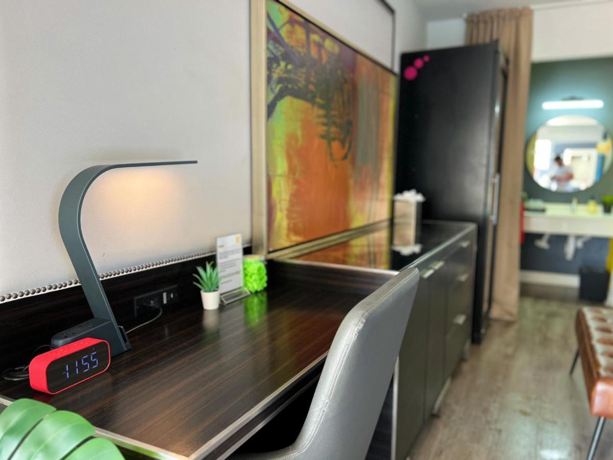 Хостел Bposhtels Хьюстон Экстерьер фото